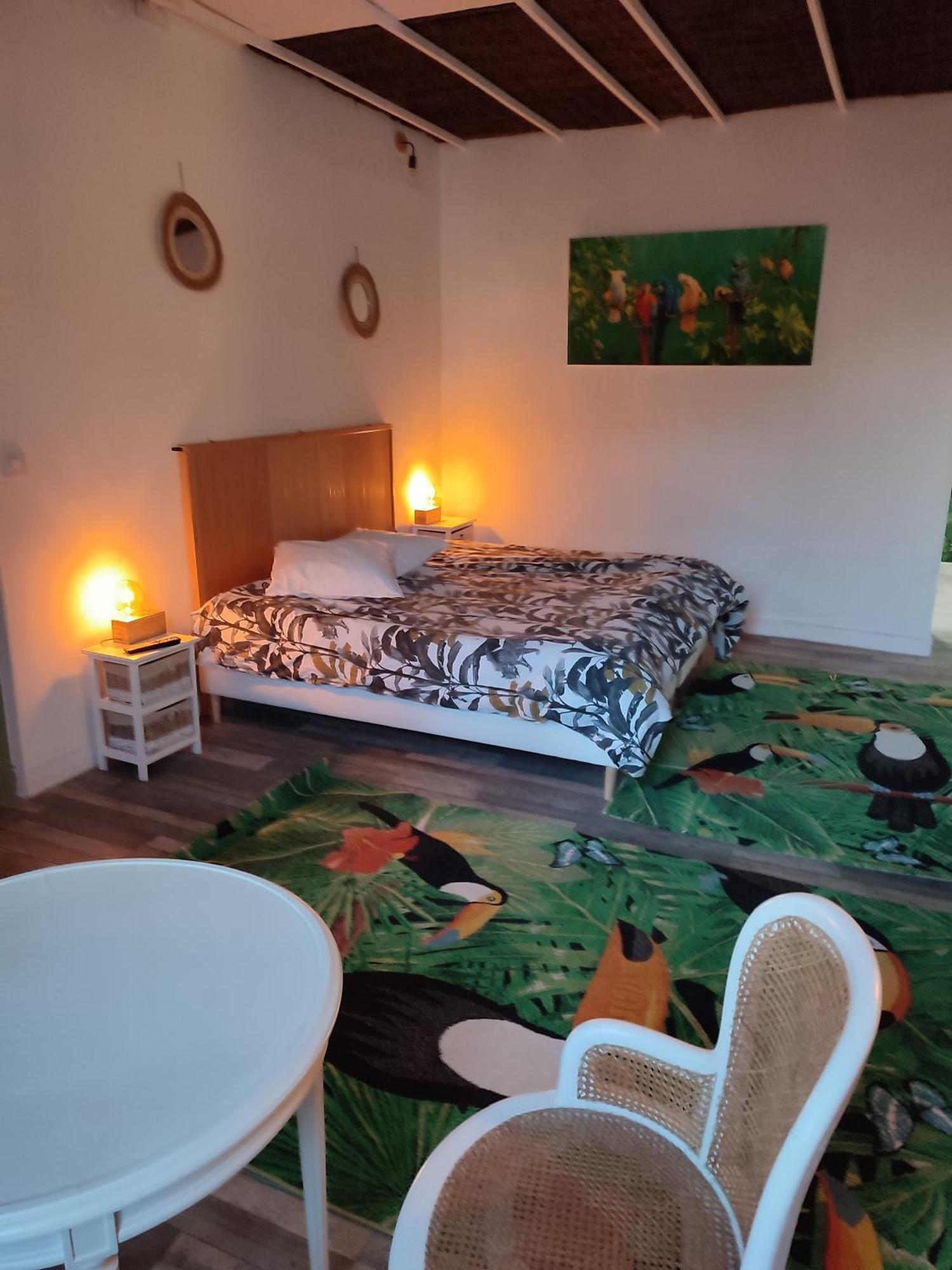 Le Mas Rocamour Bed & Breakfast Roquemaure  Luaran gambar